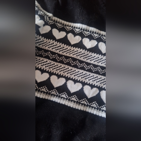 Tommy Hilfiger Women Small Black White Heart Sweater Bell Sleeve Love Valentines - Picture 2 of 7